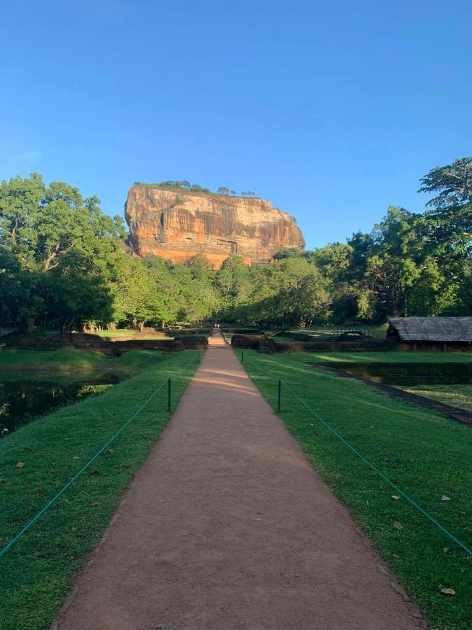 Serenity Villa Dambulla Sigiriya Exterior photo